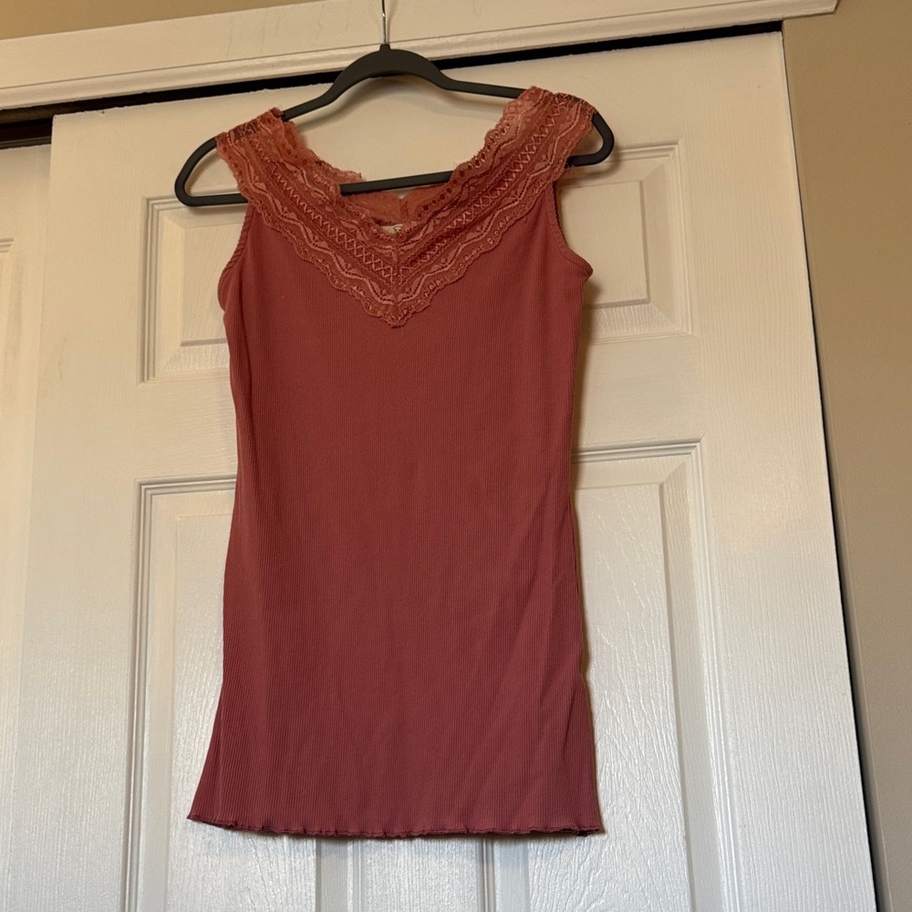 Easel Lace-Trim V-Neck Tank